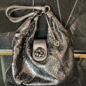 🖤💚🤎Brighton Black Textured Shoulder Bag